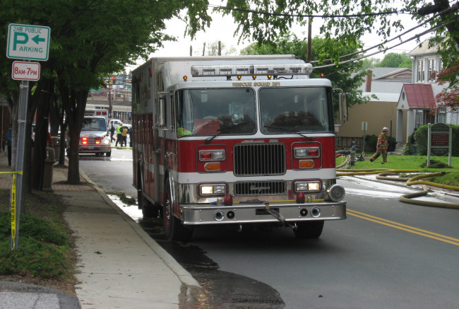 Обои картинки фото автомобили, пожарные машины, спецтехника, автомобиль, пожарный