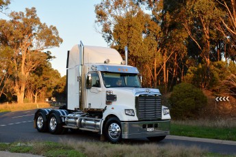 Картинка freightliner автомобили тягач седельный грузовик тяжелый