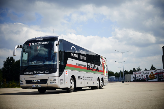 Обои картинки фото автомобили, автобусы, man, 2015г, fc, ausburg, fuball-club, supreme, coach, l, lions