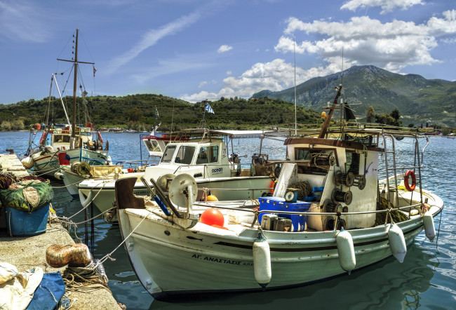 Обои картинки фото корабли, баркасы ,  буксиры, река, лес