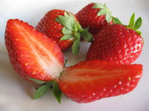 Картинка еда клубника +земляника ягоды