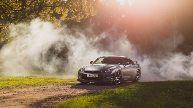 Обои картинки фото автомобили, nissan, datsun, gt-r