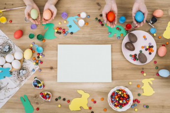 Картинка праздничные пасха драже яйца крашенки