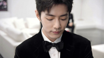 Картинка мужчины xiao+zhan актер костюм лицо бабочка