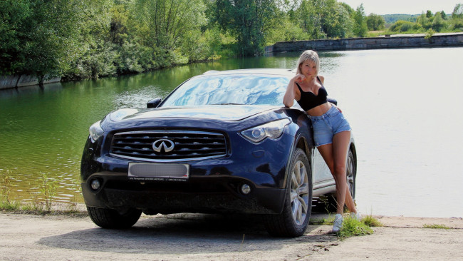 Обои картинки фото автомобили, -авто с девушками, infiniti, fx