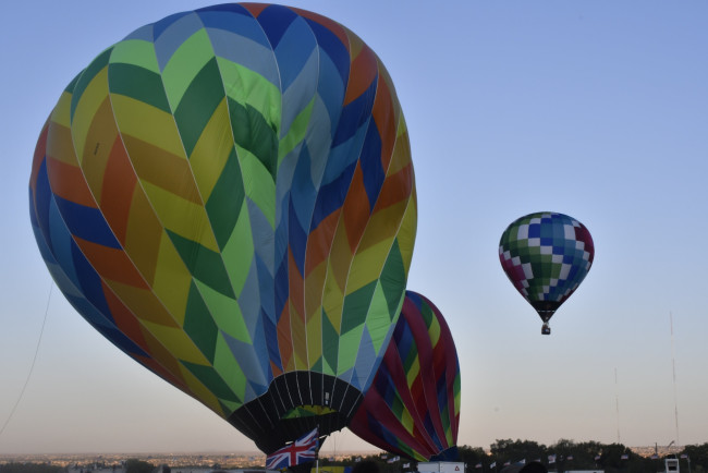Обои картинки фото авиация, воздушные шары дирижабли, воздушные, шары, полет