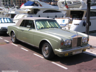 Картинка rolls royce автомобили выставки уличные фото