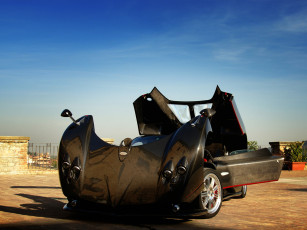Картинка автомобили pagani