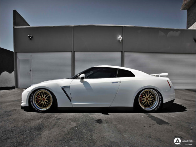 Обои картинки фото автомобили, nissan, datsun