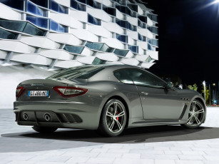 Картинка автомобили maserati