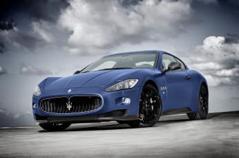Картинка 2011 maserati granturismo limited edition автомобили