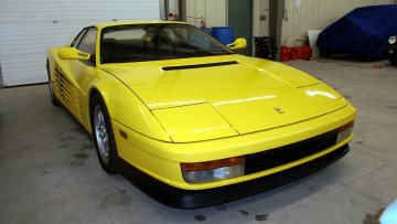 Картинка ferrari 512 testarossa автомобили выставки уличные фото италия спортивный