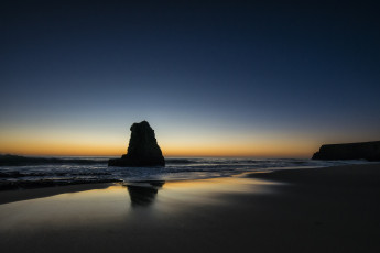 Картинка природа побережье заря горизонт скала океан пляж