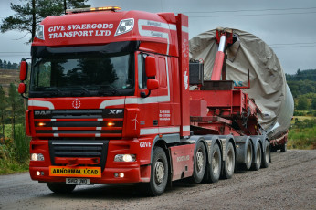 Картинка daf+xf автомобили daf+ выставка улица тягачи шасси nv седельные автобусы trucks нидерланды daf