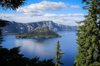 Картинка природа реки озера остров озеро лес горы