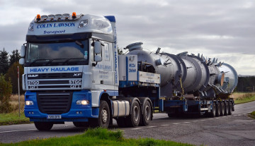 Картинка daf+xf автомобили daf+ выставка улица nv шасси нидерланды тягачи седельные daf автобусы trucks