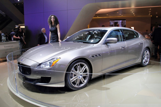 Обои картинки фото автомобили, авто с девушками, автомобиль, девица