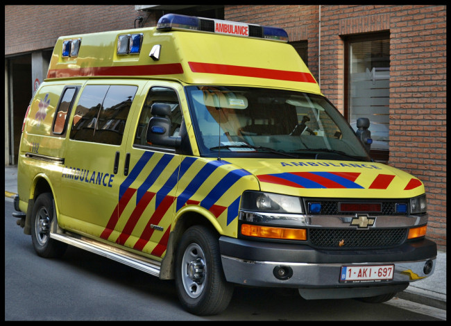Обои картинки фото автомобили, скорая помощь, помощь, медицинская, спецтехника