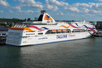 Картинка baltic+queen корабли лайнеры круизный лайнер