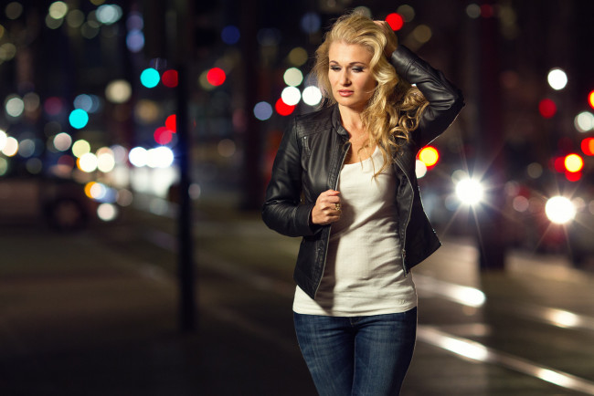 Обои картинки фото девушки, -unsort , блондинки, взгляд, лицо