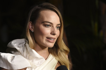 Картинка девушки margot+robbie актриса блондинка лицо