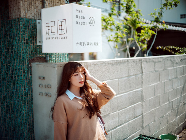 Обои картинки фото девушки, - азиатки, азиатка, жест