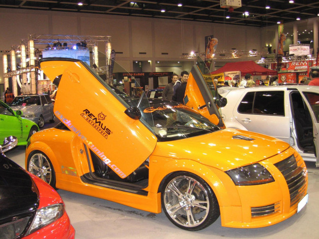 Обои картинки фото автомобили, выставки, уличные, фото
