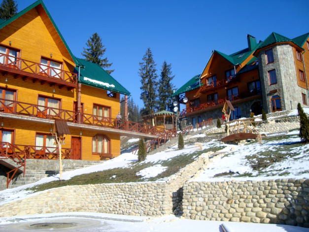 Обои картинки фото города, здания, дома, буковель, закарпатье, украина