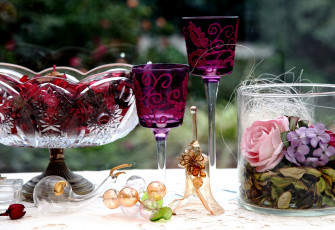 обоя разное, посуда,  столовые приборы,  кухонная утварь, стекло, бокалы