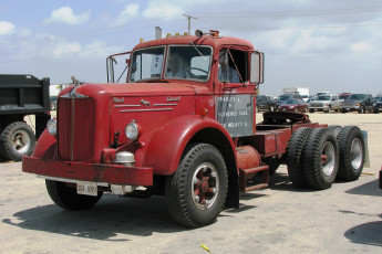 Картинка 1953+mack+truck+model+ljt автомобили mack сша trucks грузовики inc тяжелые