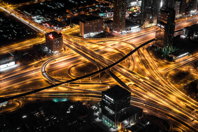 Обои картинки фото dubai,  uae, города, дубаи , оаэ, uae, дубай, панорама, дороги, эстакада, ночной, город, здания