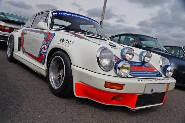 Обои картинки фото porsche 911, автомобили, выставки и уличные фото, суперкар