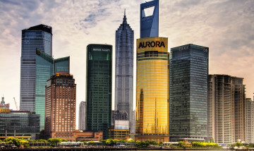 Картинка города шанхай+ китай тучи город улица небоскребы дома здания