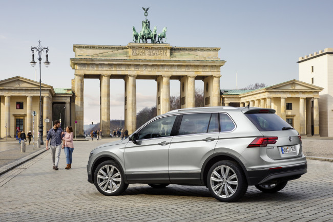 Обои картинки фото автомобили, volkswagen, 2016г, tiguan