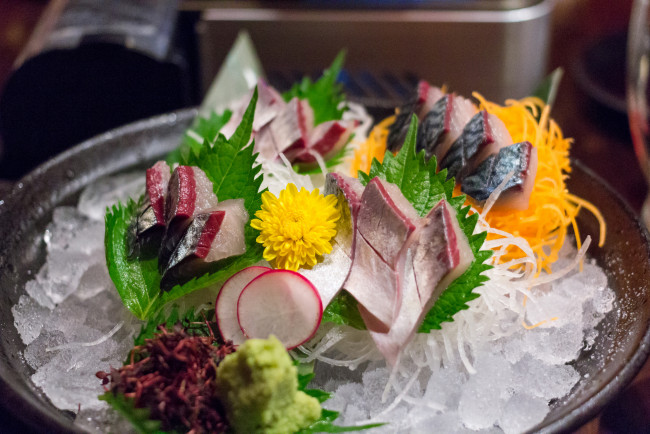 Обои картинки фото еда, рыба,  морепродукты,  суши,  роллы, деликатесы