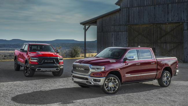 Обои картинки фото dodge ram 1500 limited and ram 1500 rebel 2019, автомобили, ram, limited, dodge, 2019, rebel, 1500