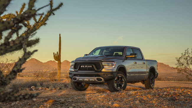 Обои картинки фото dodge ram 1500 rebel 2019, автомобили, ram, 2019, серый, rebel, 1500, dodge