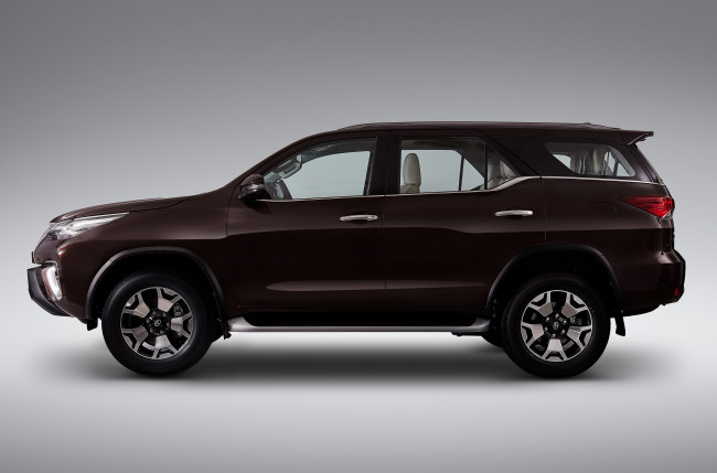 Обои картинки фото автомобили, toyota