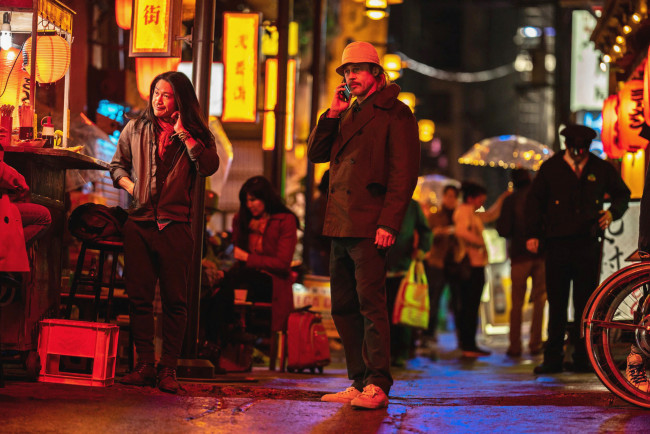 Обои картинки фото bullet train || 2022, кино фильмы, bullet train, быстрее, пули, боевик, триллер, brad, pitt, ladybug, брэд, питт, детектив