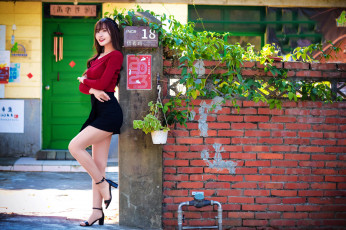 Картинка девушки -+азиатки азиатка юбка мини