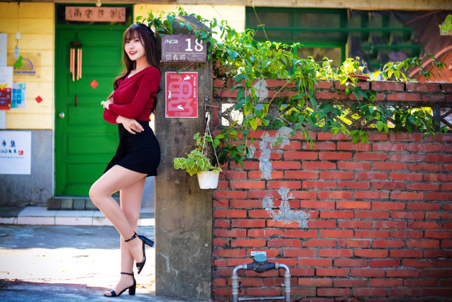 Обои картинки фото девушки, - азиатки, азиатка, юбка, мини