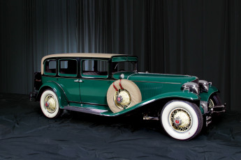 Картинка автомобили cord