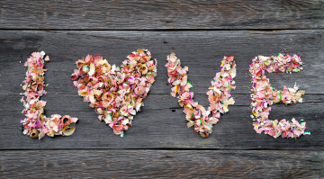 обоя разное, надписи,  логотипы,  знаки, надпись, любовь, мусор