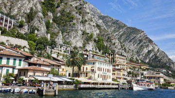 Картинка limone italy города улицы площади набережные lake garda набережная италия горы здания