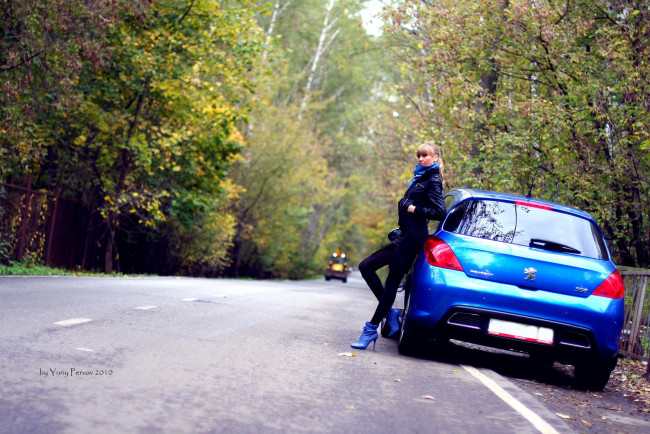 Обои картинки фото автомобили, авто, девушками