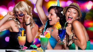 Картинка -Unsort+Группа+девушек девушки unsort группа девушек коктейли бар веселье