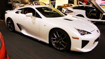 Картинка lexus lfa автомобили выставки уличные фото toyota motor премиум-класс Япония