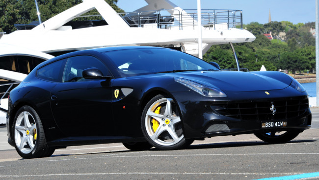 Обои картинки фото ferrari, ff, автомобили, s, p, a, гоночные, спортивные, италия