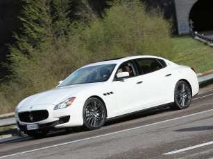 Картинка автомобили maserati светлый 2013г quattroporte