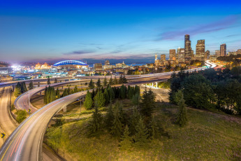Картинка seattle+from+jose+rizal+bridge +usa города сиэтл+ сша огни небоскребы мосты магистраль сумерки